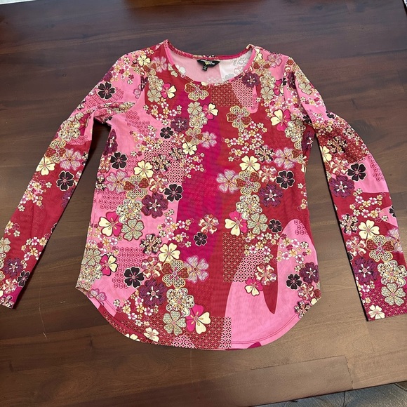 JOHNNY WAS
Yama Mesh Shirt In Pink - Picture 5 of 9